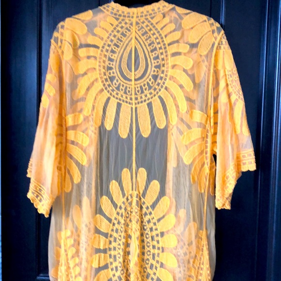 Embroidered Robe - Picture 4 of 4